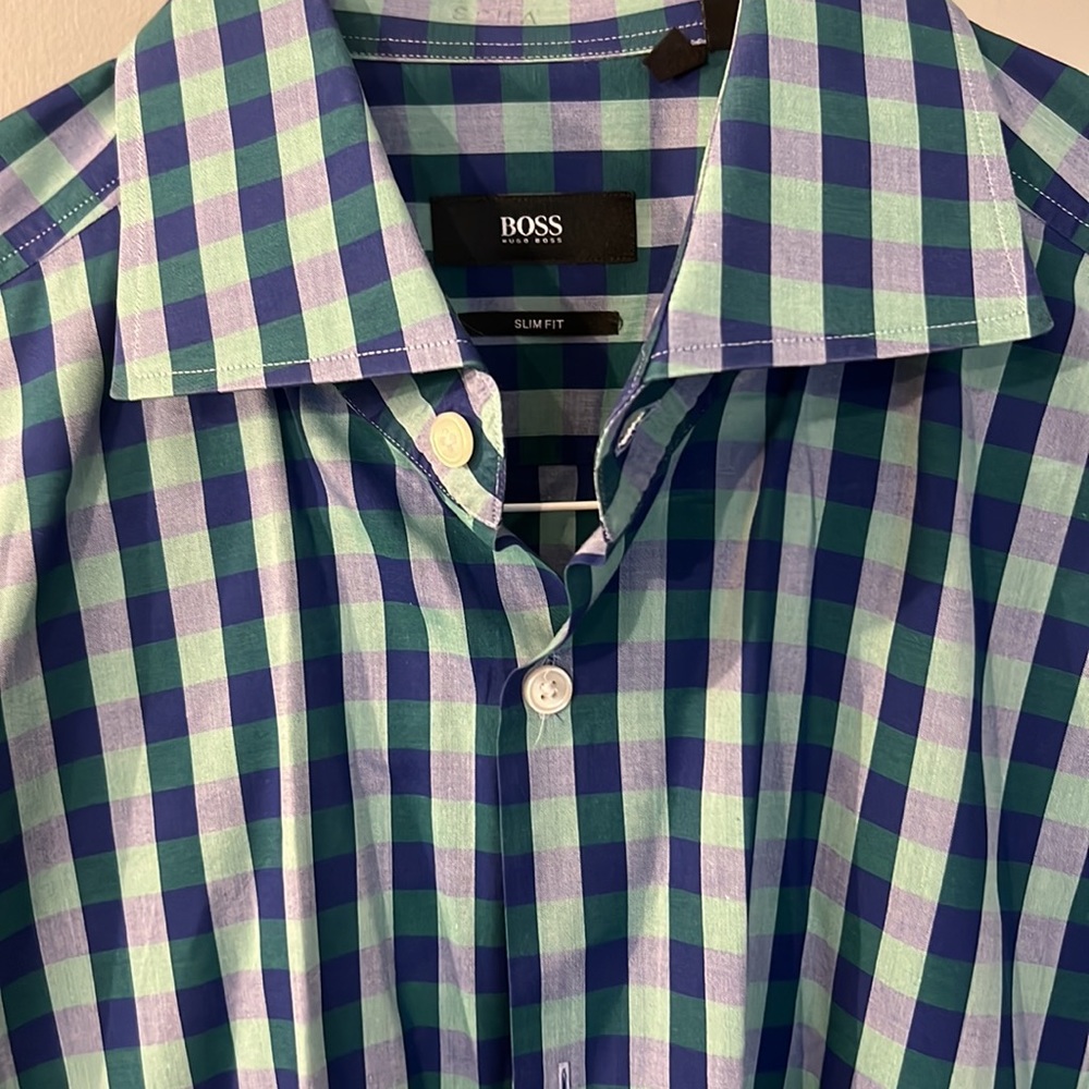 Boss Hugo Boss slim fit button down shirt. Size 42 16 1/2 blue green checkered. - Picture 2 of 4
